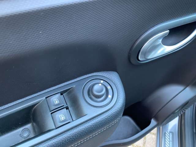 Fahrzeugbild eines Renault Twingo