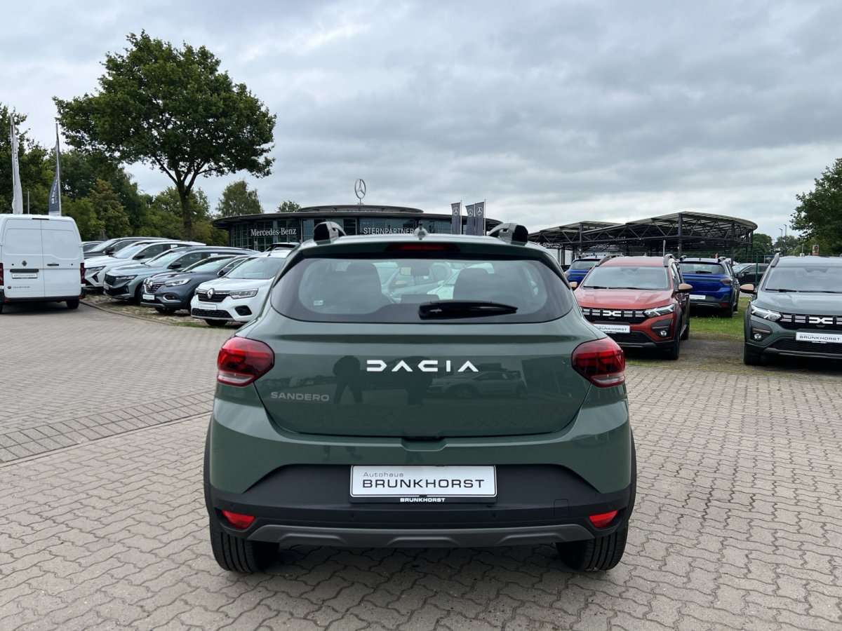 Fahrzeugbild eines Dacia Sandero