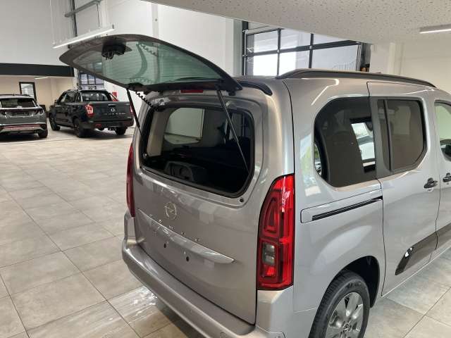 Fahrzeugbild eines Opel Combo