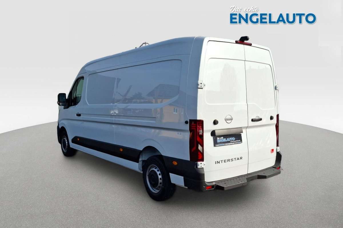 Fahrzeugbild eines Nissan Interstar