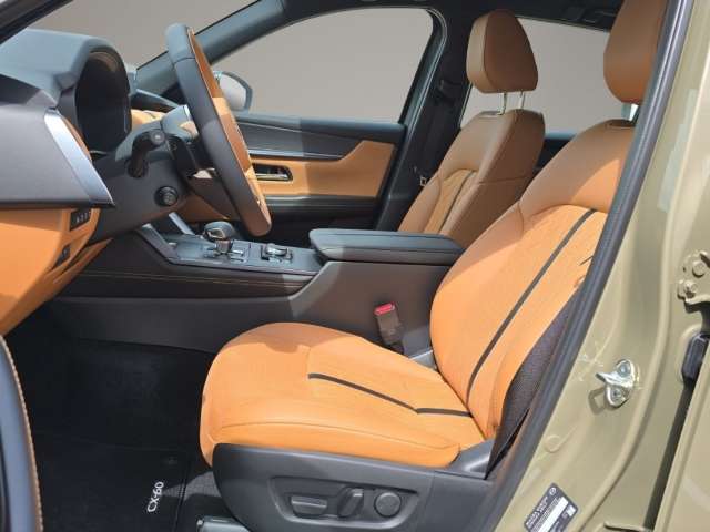 Fahrzeugbild eines Mazda CX-60