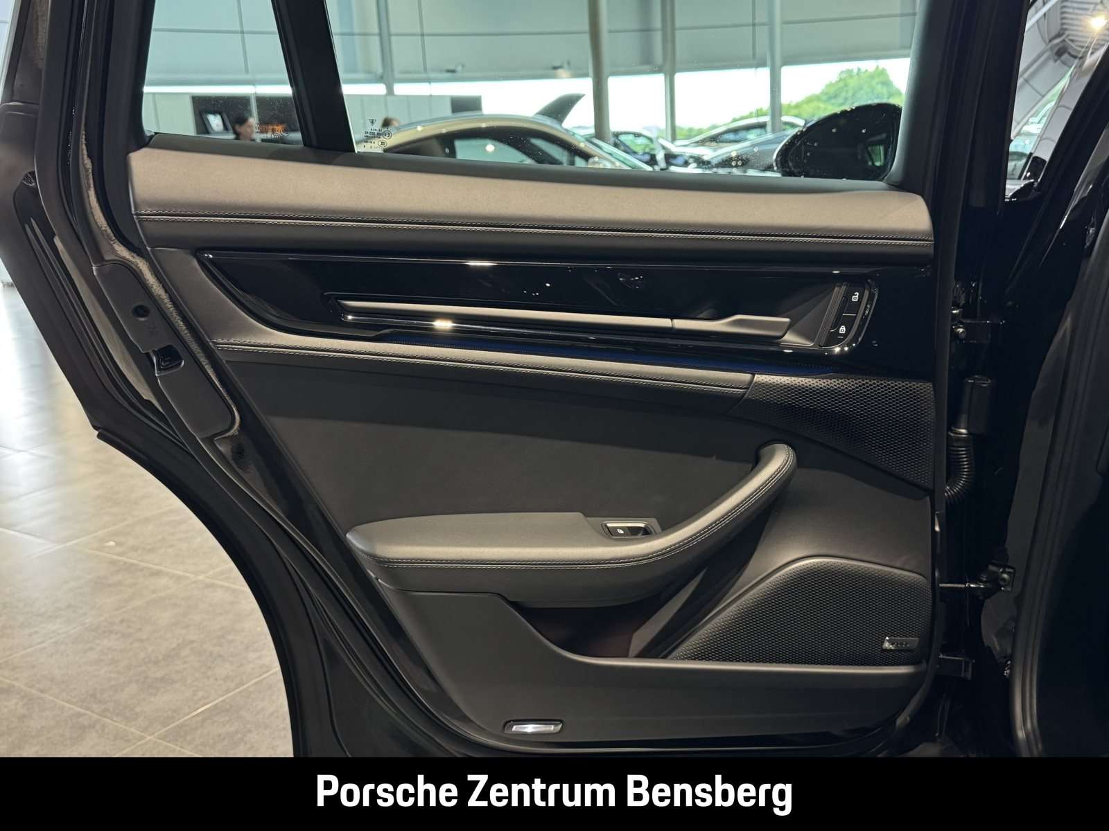 Fahrzeugbild eines Porsche Panamera