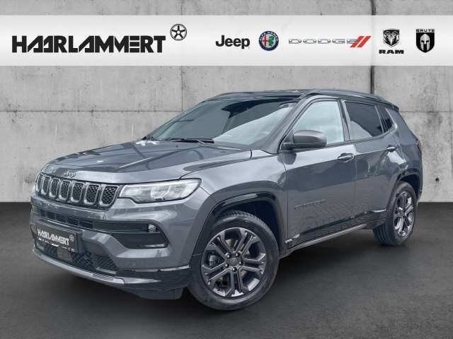 Fahrzeugbild eines Jeep Compass
