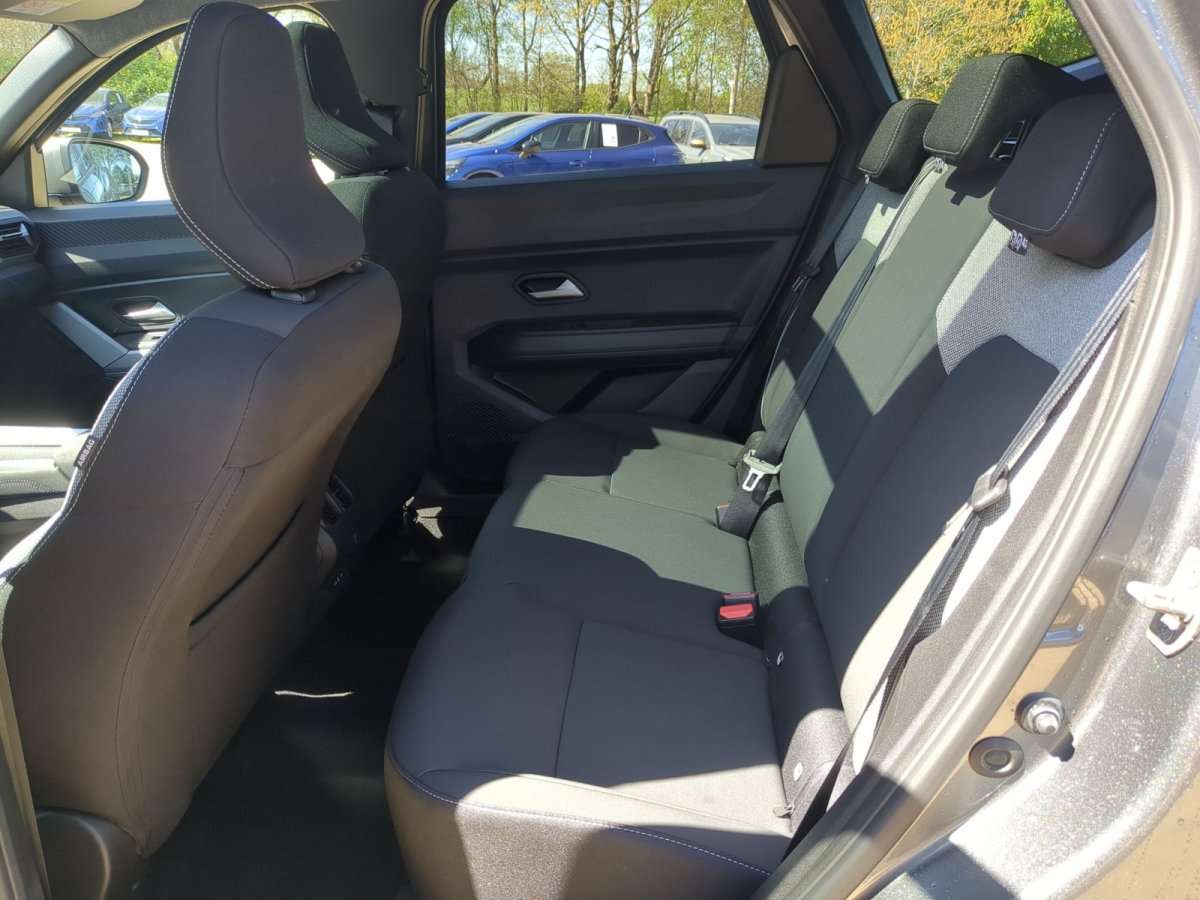 Fahrzeugbild eines Dacia Bigster
