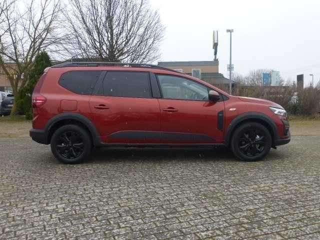 Fahrzeugbild eines Dacia Jogger