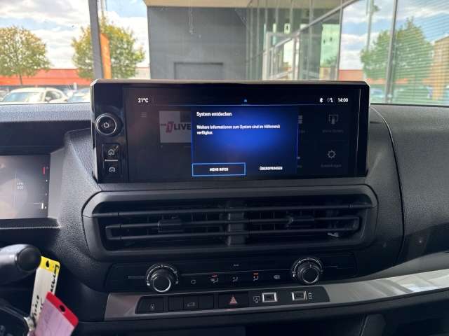 Fahrzeugbild eines Opel Vivaro