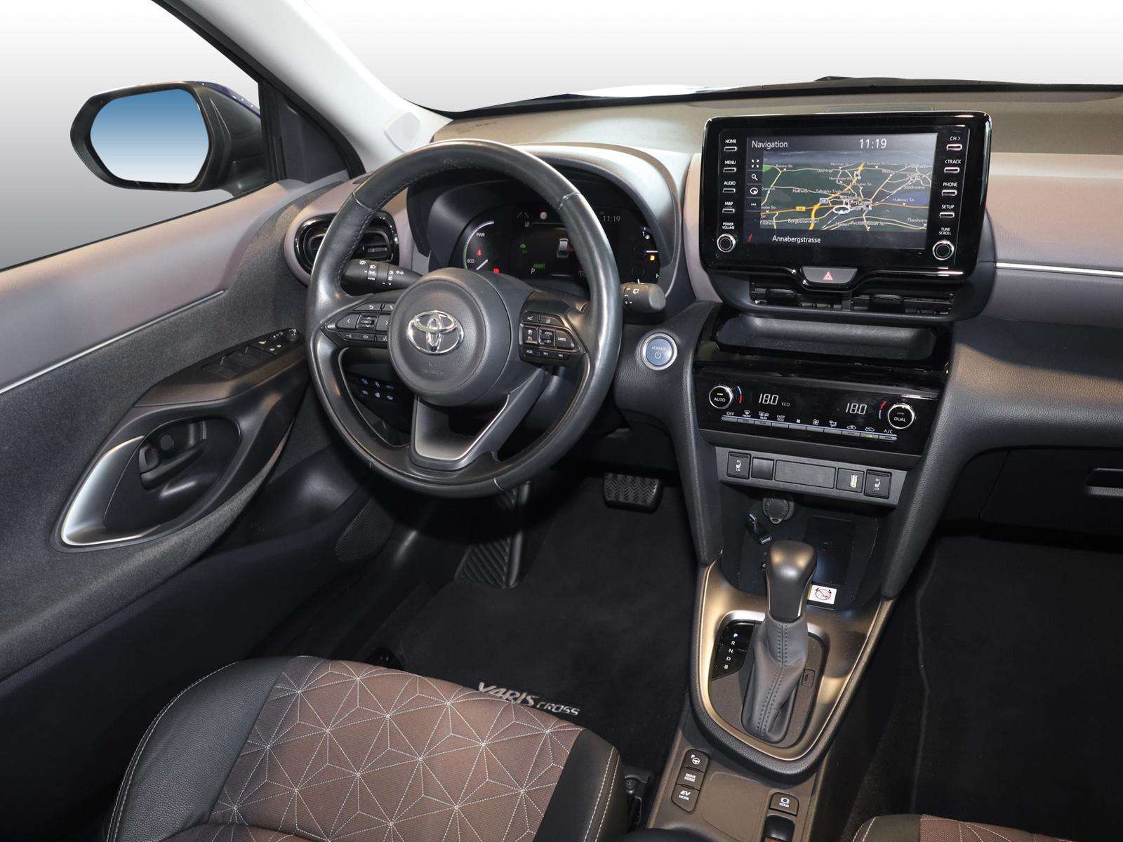 Fahrzeugbild eines Toyota Yaris Cross