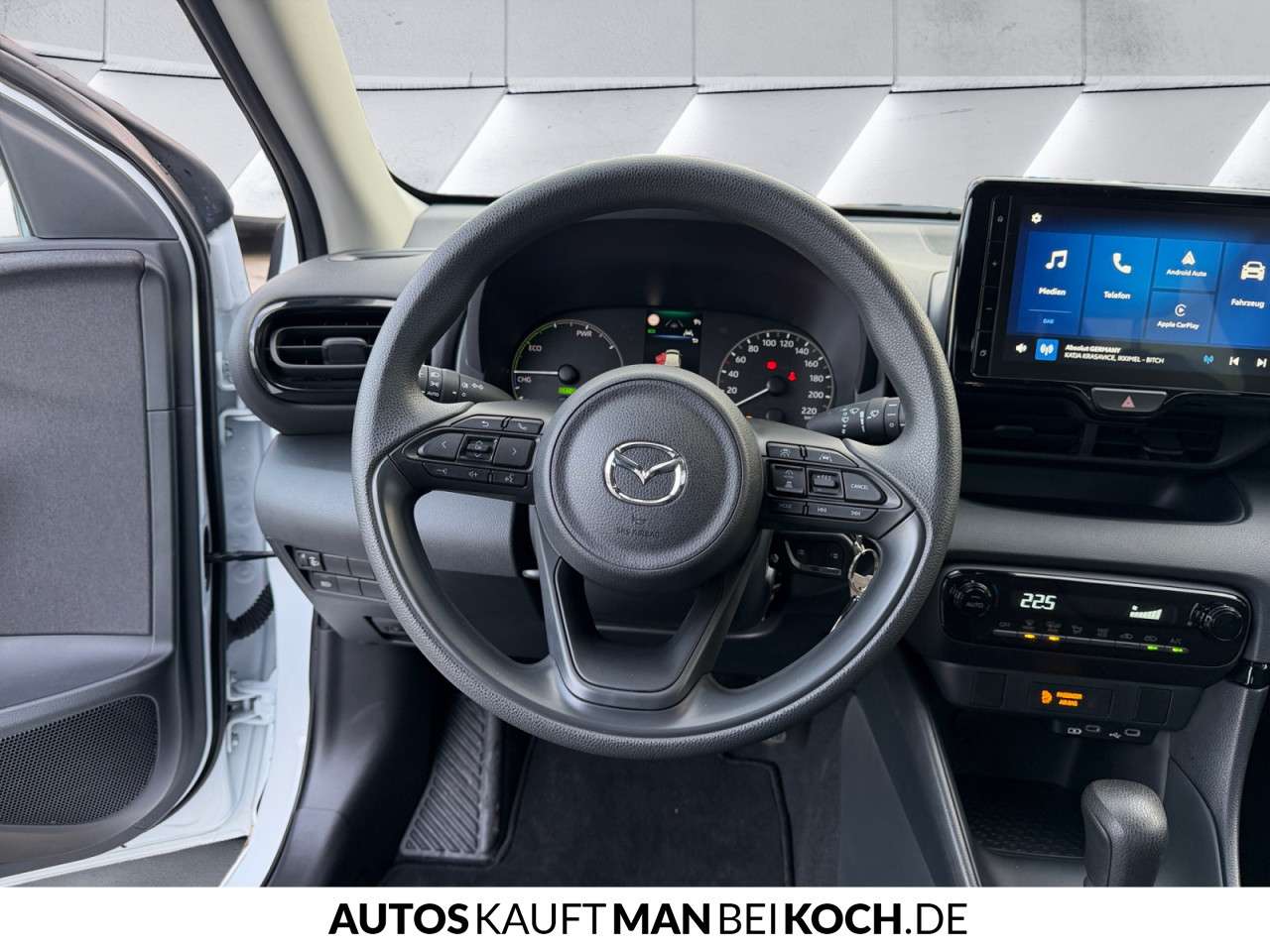 Fahrzeugbild eines Mazda Mazda2 Hybrid