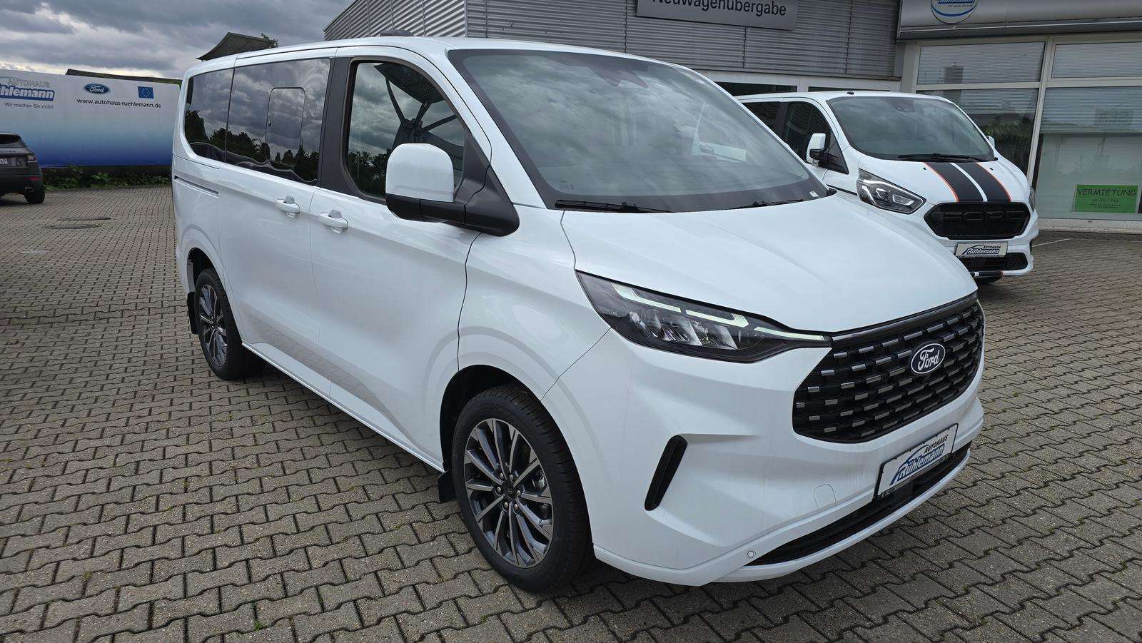 Fahrzeugbild eines Ford Tourneo Custom