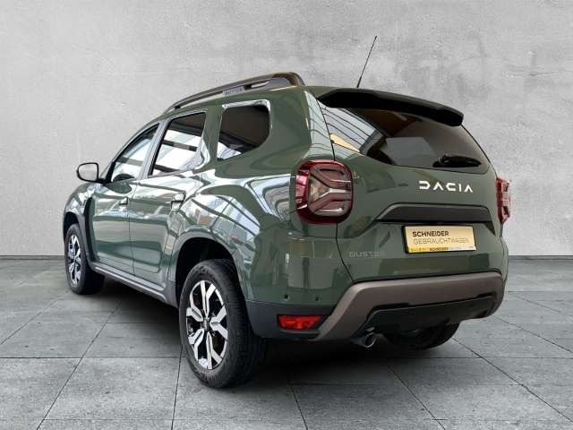 Fahrzeugbild eines Dacia Duster