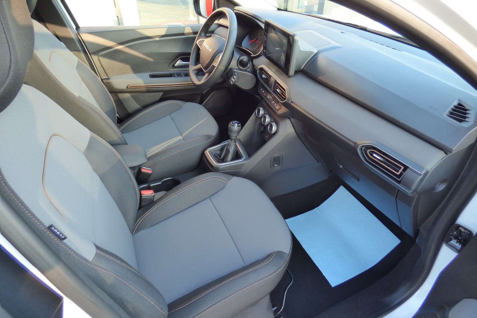 Fahrzeugbild eines Dacia Sandero