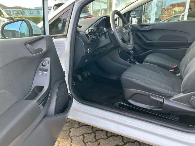 Fahrzeugbild eines Ford Fiesta