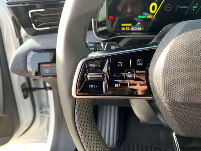 Fahrzeugbild eines Renault 5 E-TECH