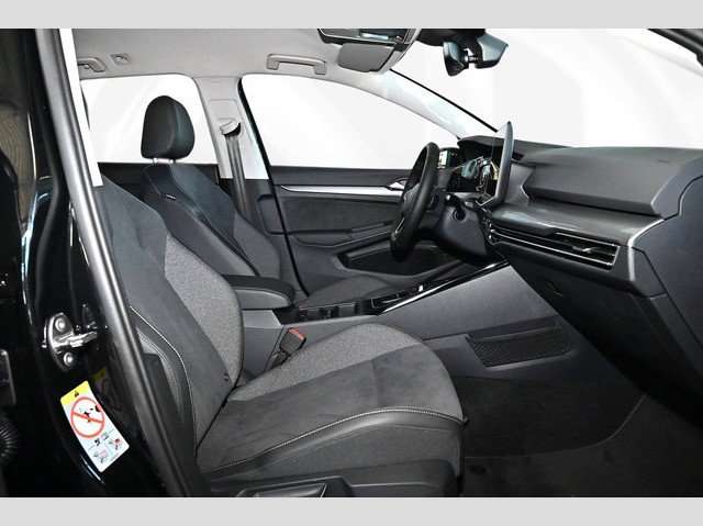 Fahrzeugbild eines Volkswagen Golf