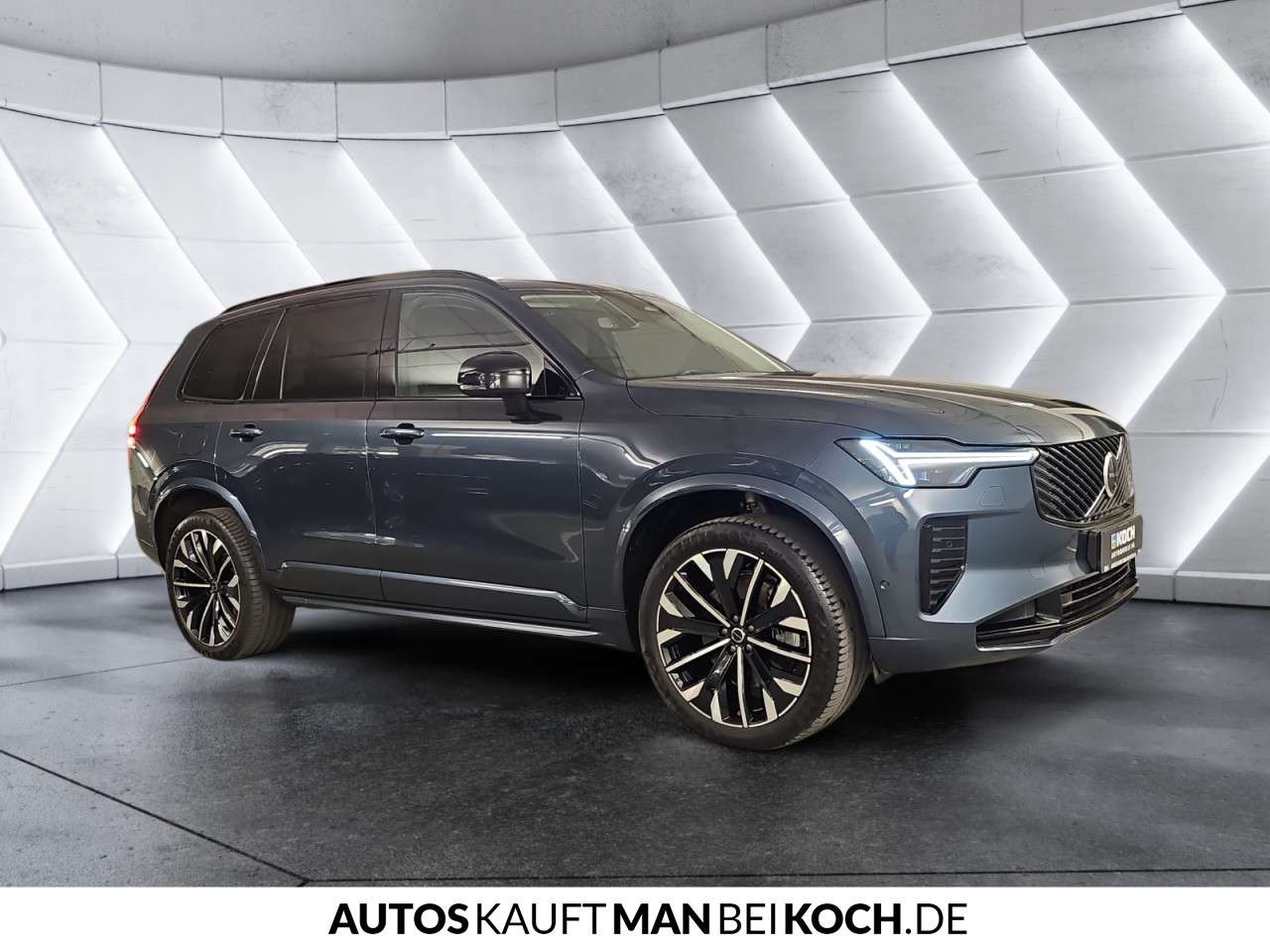 Fahrzeugbild eines Volvo XC90