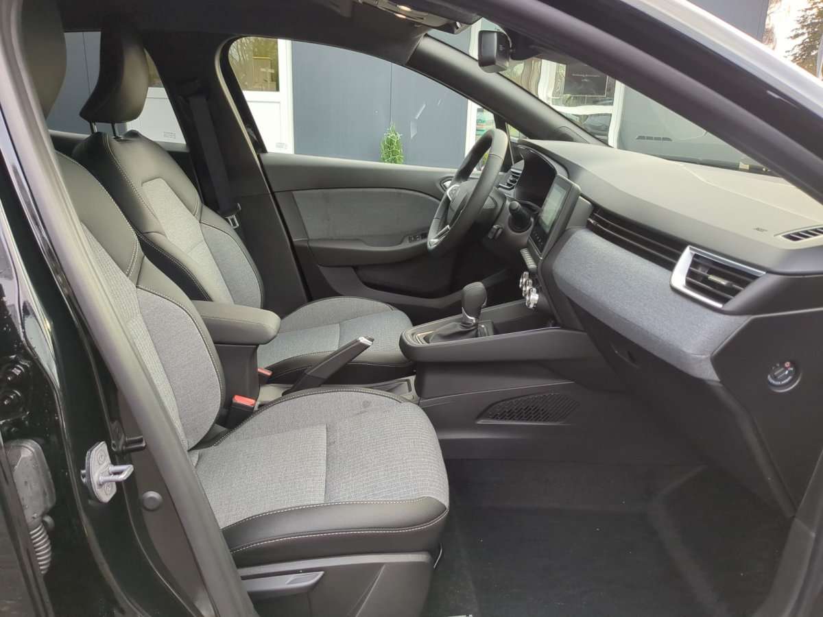 Fahrzeugbild eines Renault Clio