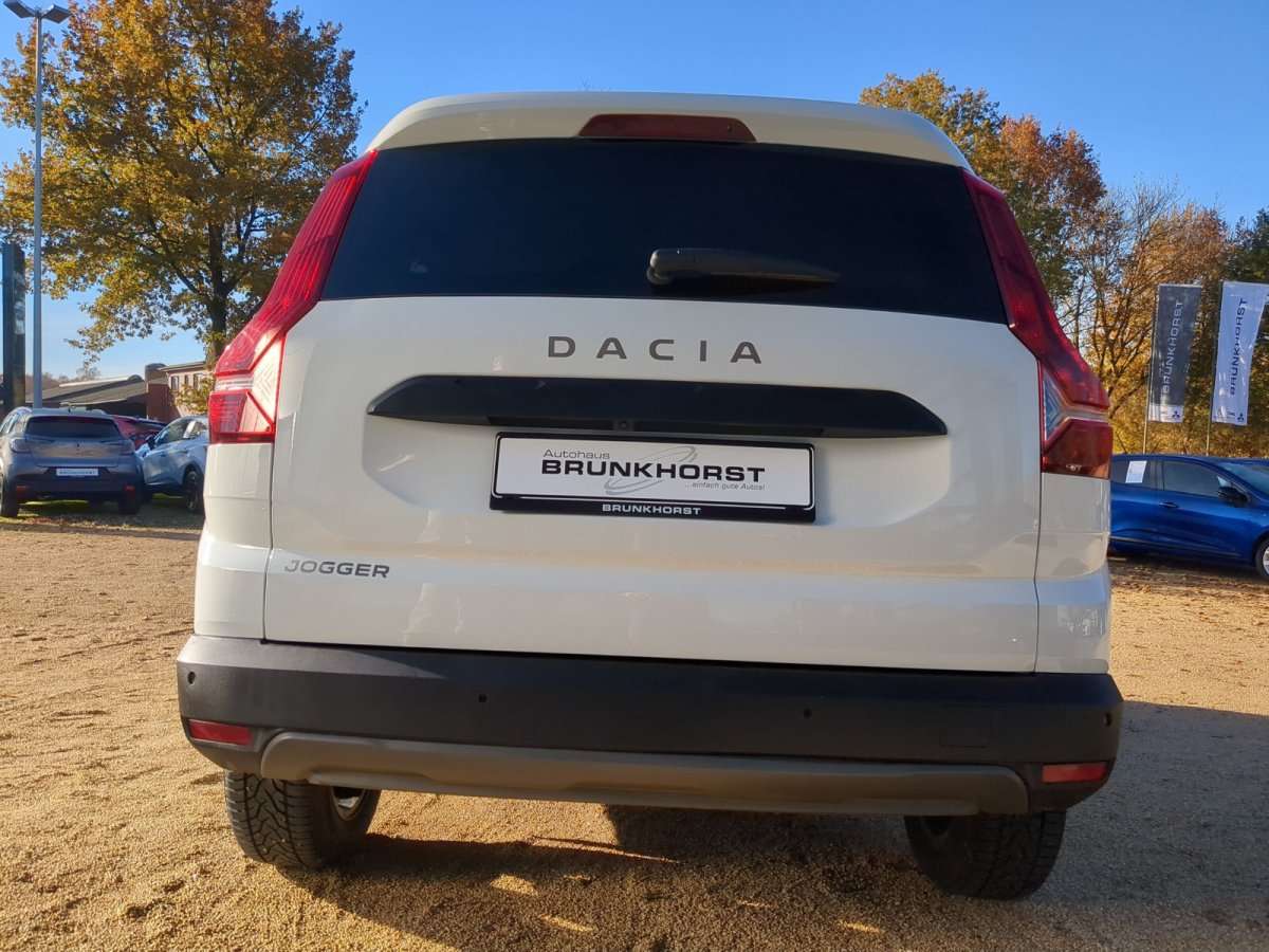 Fahrzeugbild eines Dacia Jogger