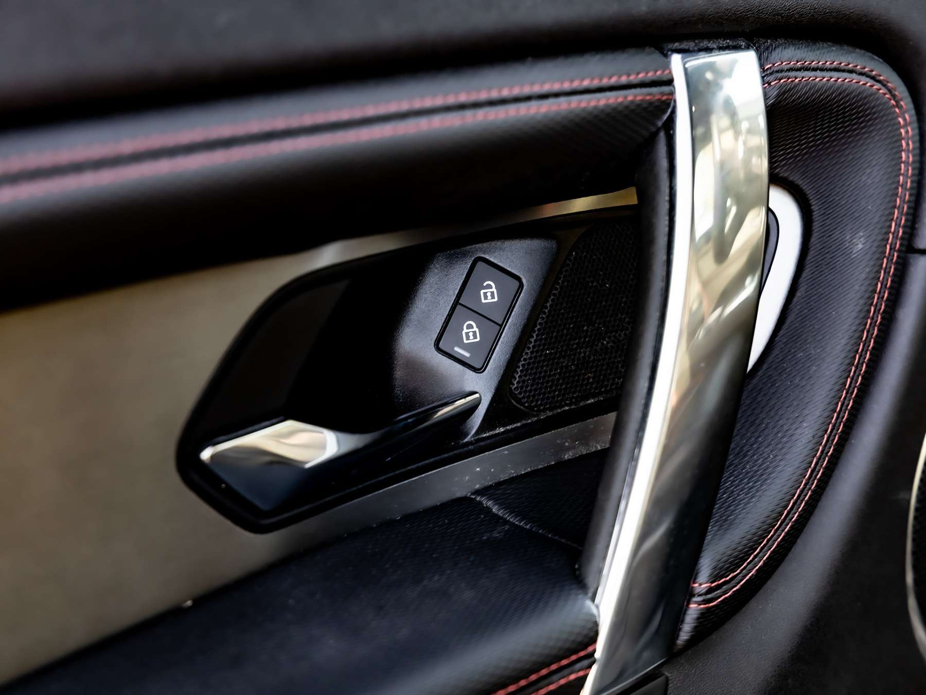 Fahrzeugbild eines Land Rover Discovery Sport