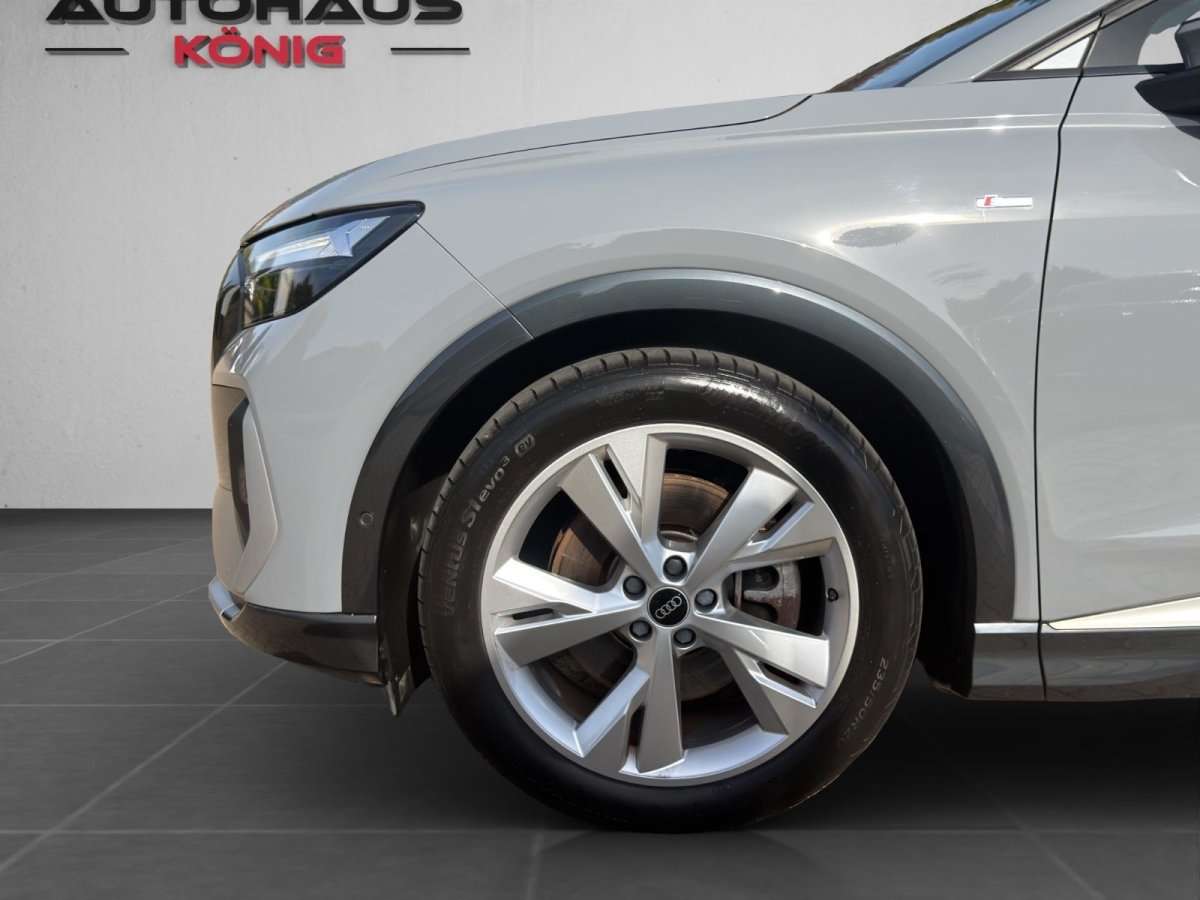 Fahrzeugbild eines Audi Q4 e-tron