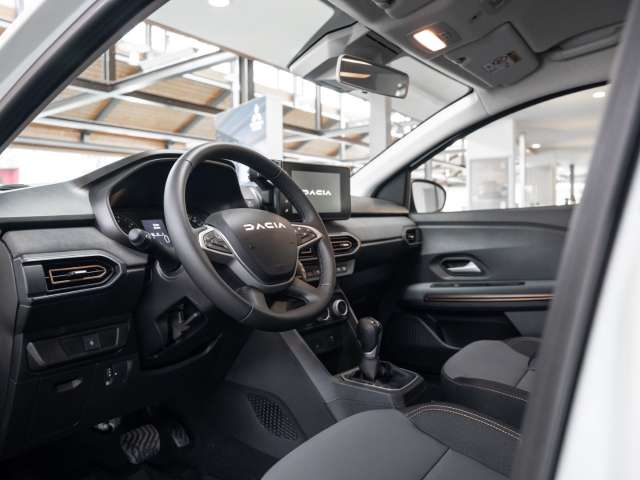 Fahrzeugbild eines Dacia Sandero