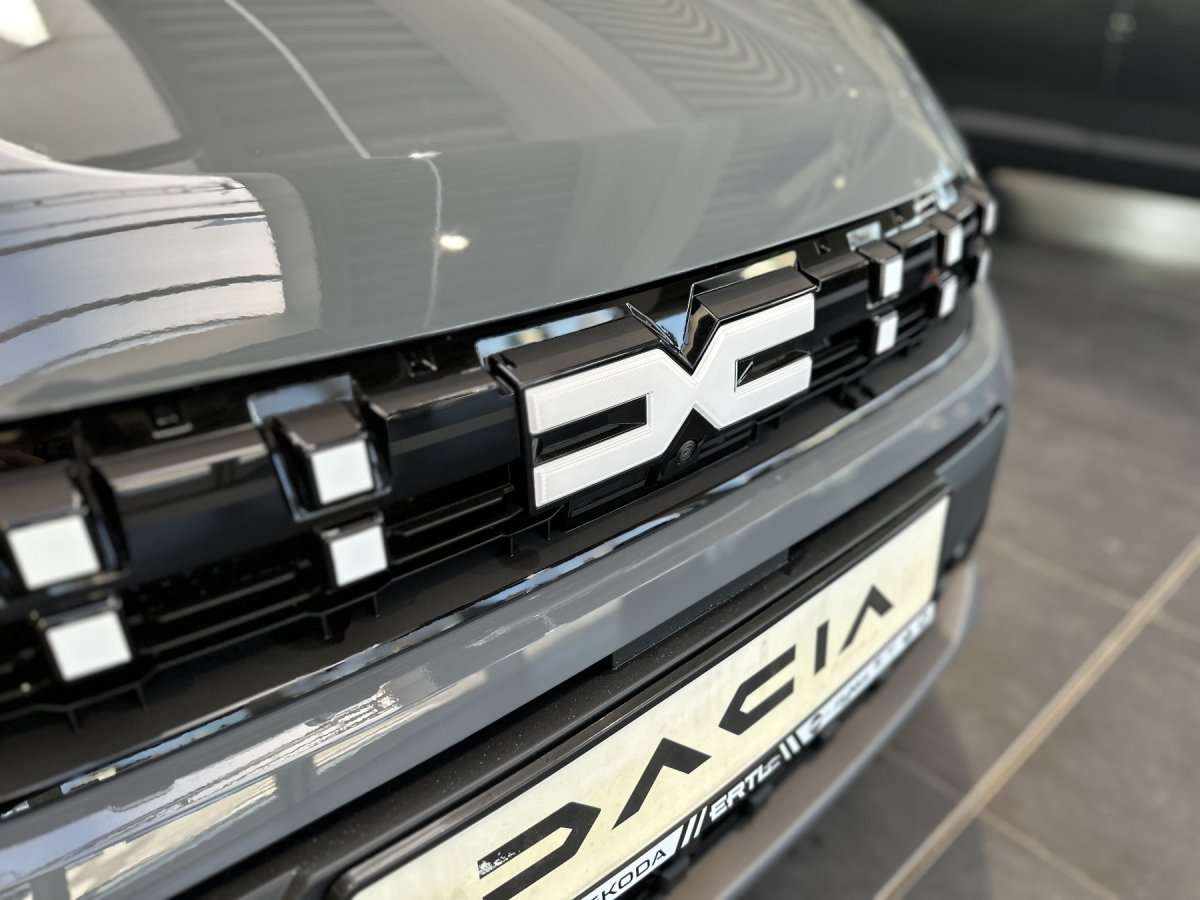 Fahrzeugbild eines Dacia Jogger