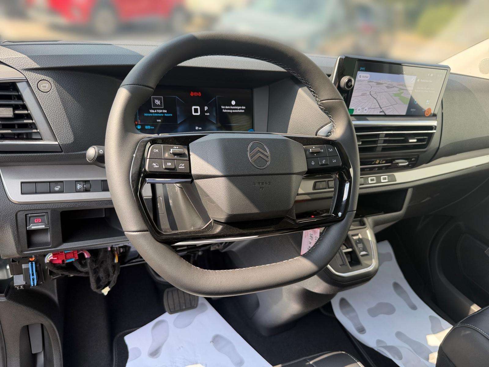 Fahrzeugbild eines Citroën SpaceTourer