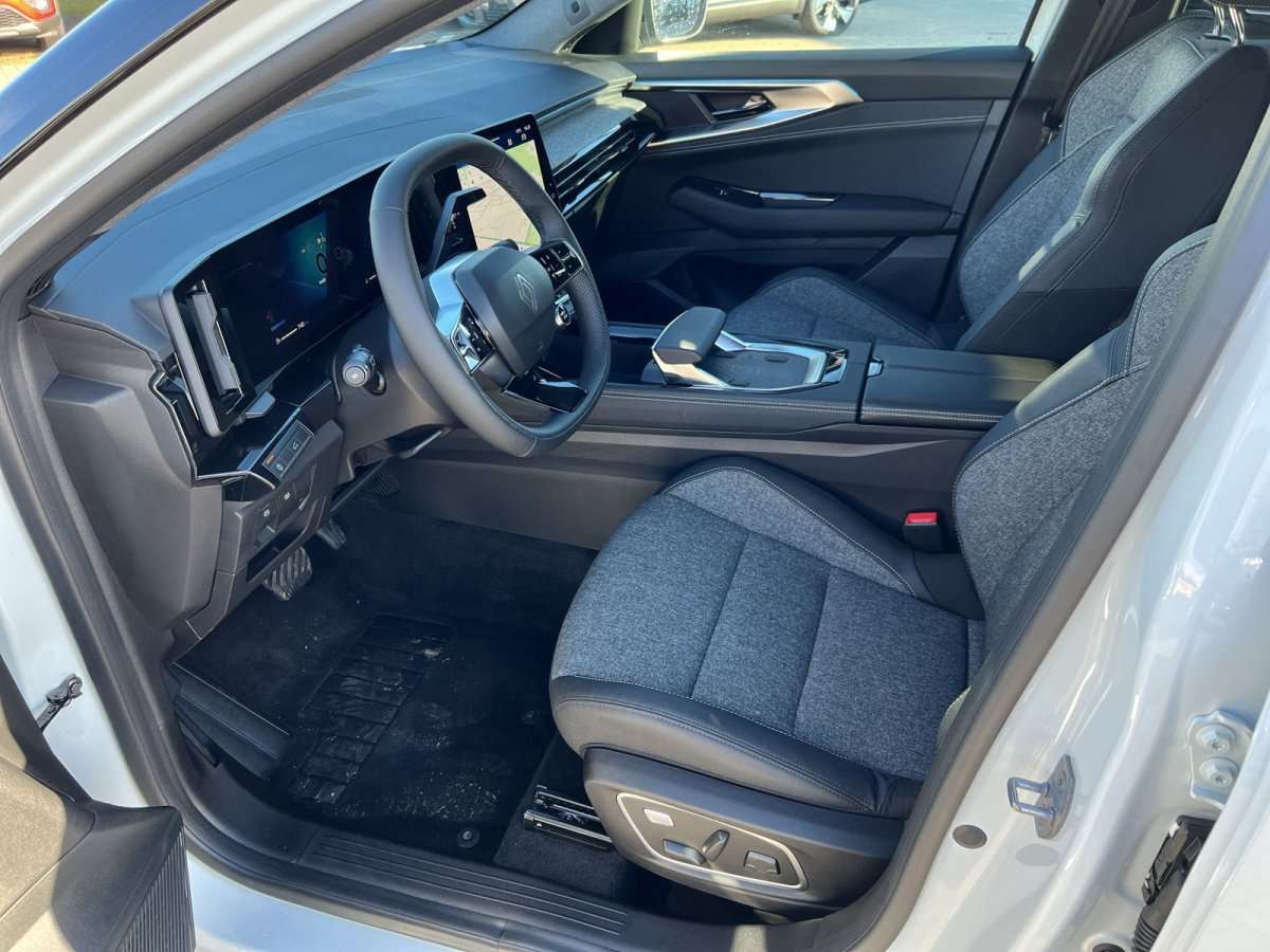 Fahrzeugbild eines Renault Austral