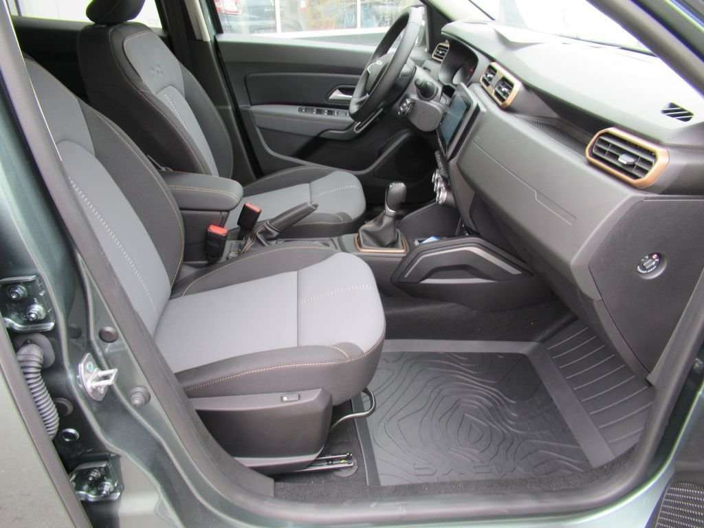 Fahrzeugbild eines Dacia Duster