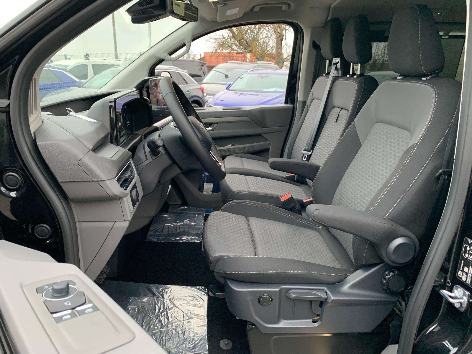 Fahrzeugbild eines Volkswagen Caravelle