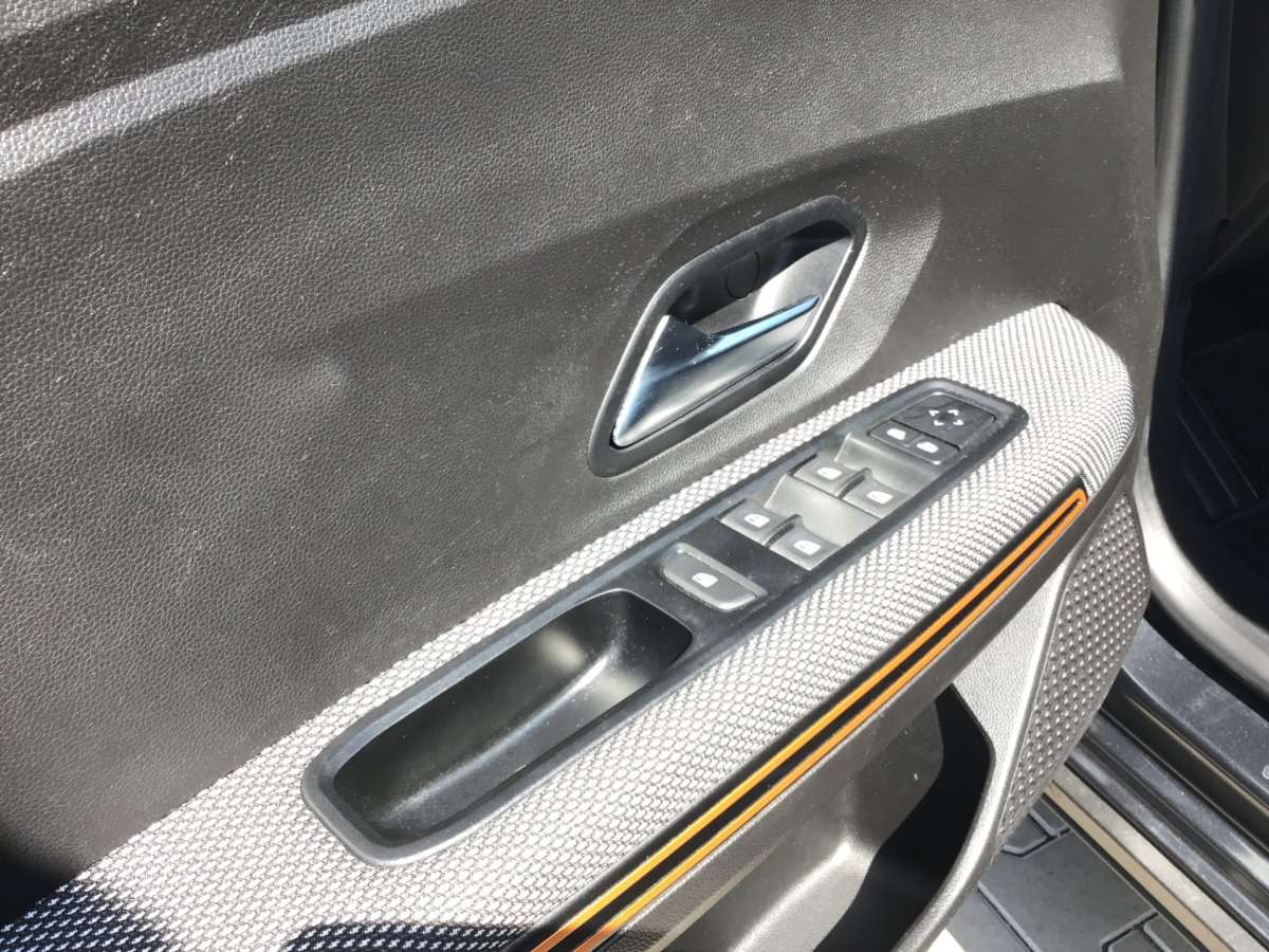 Fahrzeugbild eines Dacia Sandero