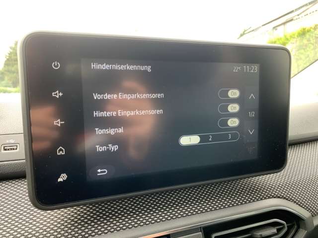 Fahrzeugbild eines Dacia Jogger
