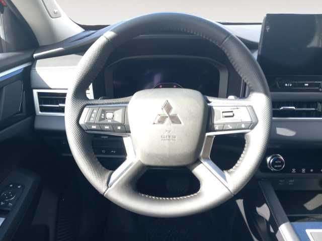 Fahrzeugbild eines Mitsubishi Outlander