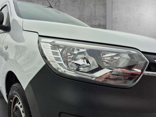 Fahrzeugbild eines Renault Express