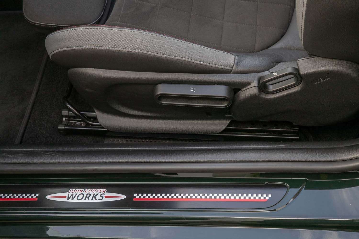 Fahrzeugbild eines MINI MINI