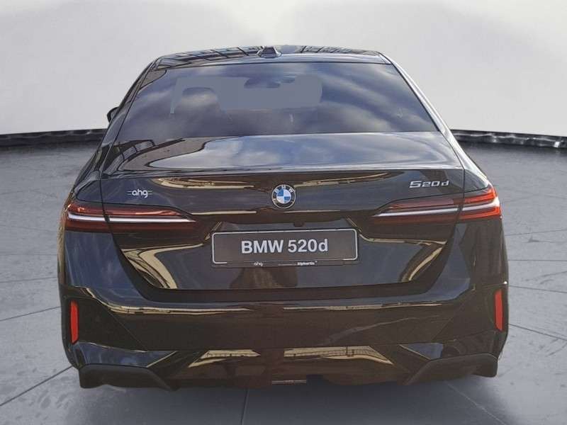 Fahrzeugbild eines BMW 5er-Reihe