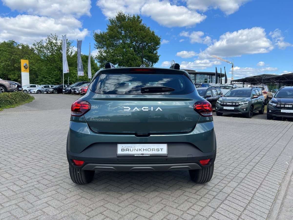 Fahrzeugbild eines Dacia Sandero