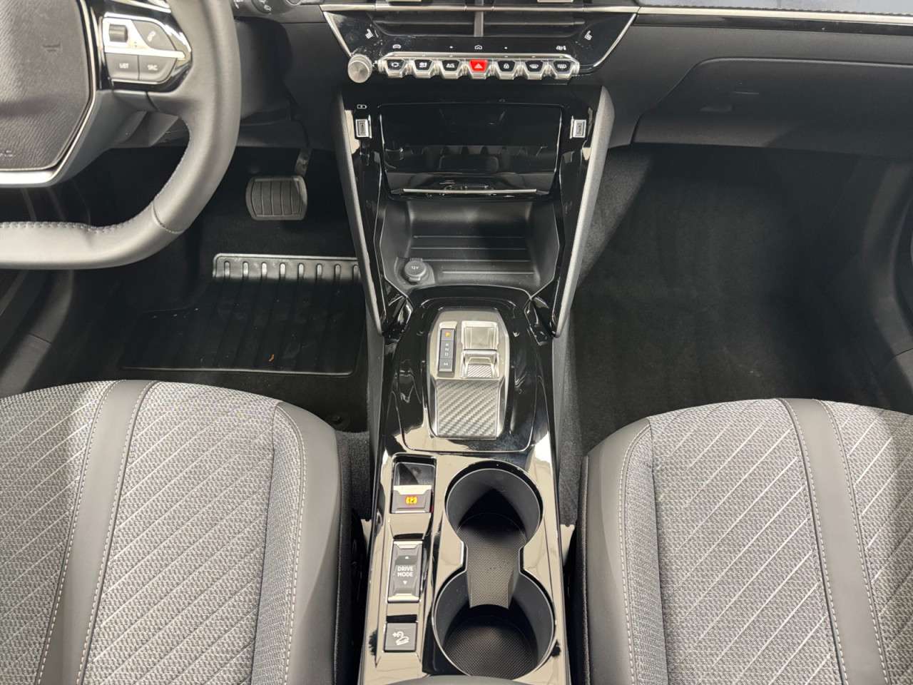 Fahrzeugbild eines Peugeot 2008