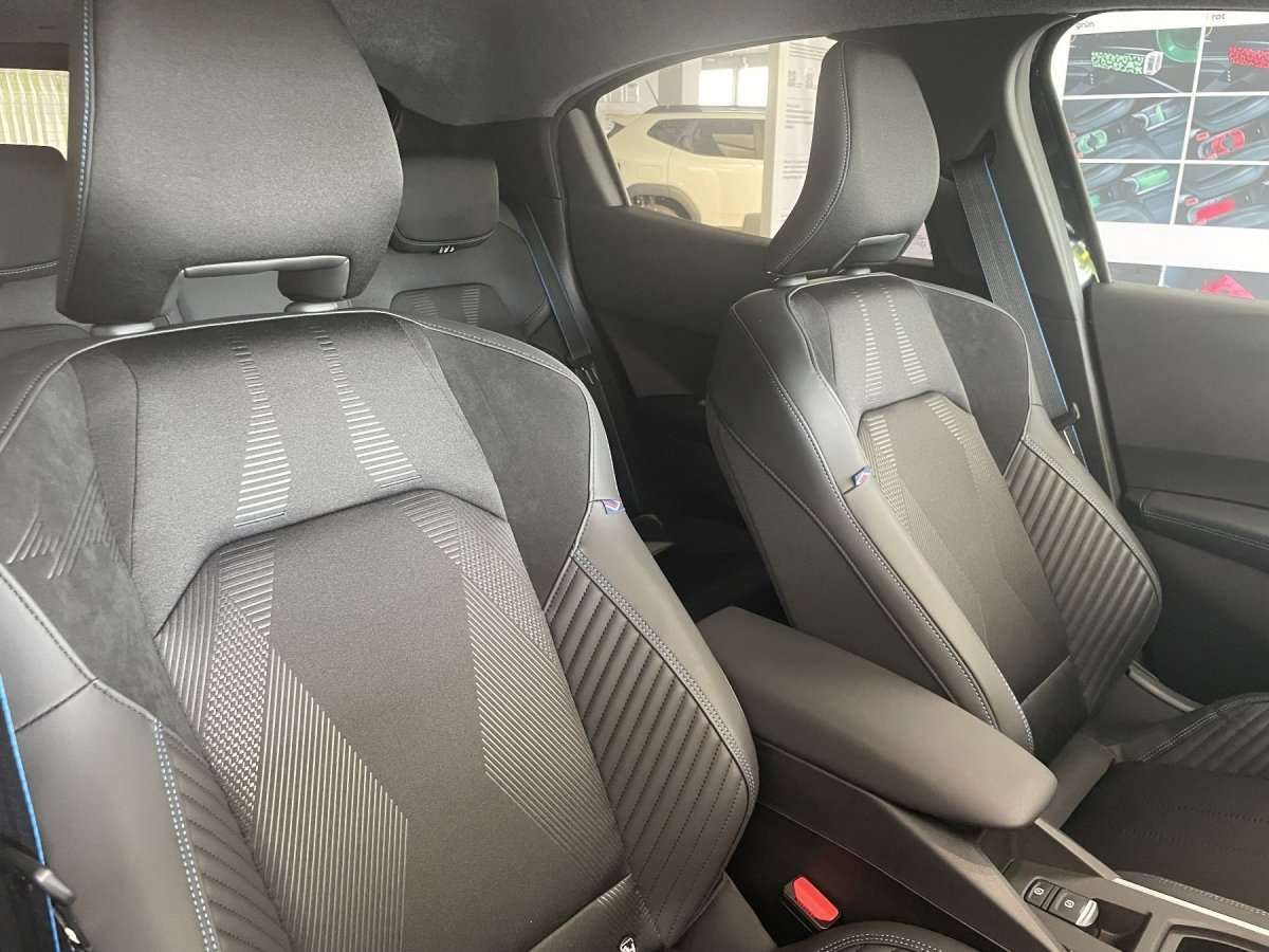 Fahrzeugbild eines Renault Clio