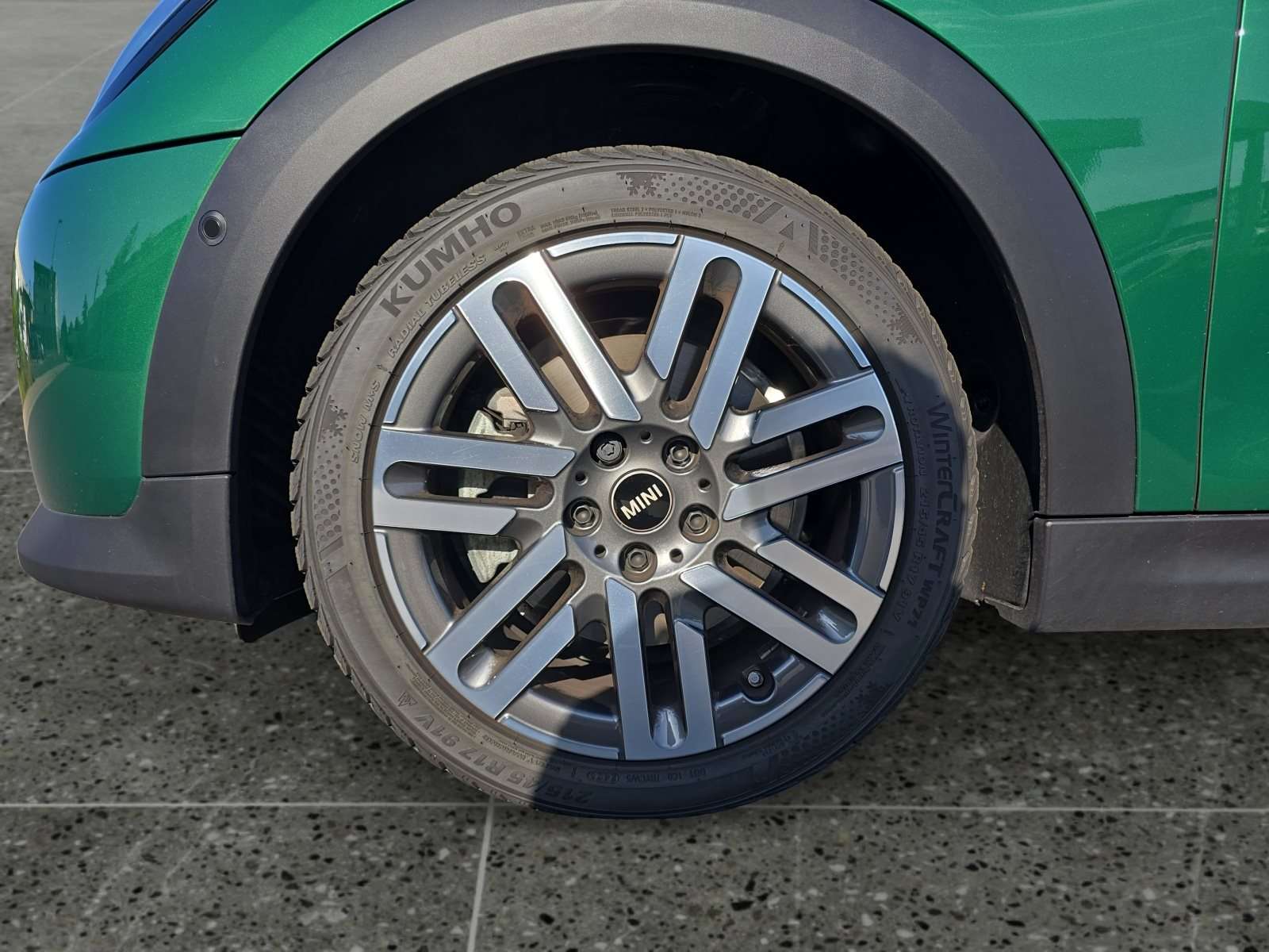 Fahrzeugbild eines MINI COOPER