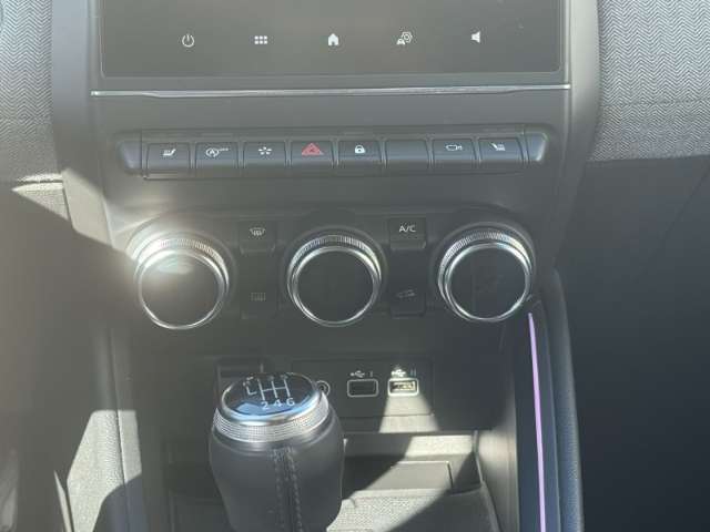 Fahrzeugbild eines Renault Clio