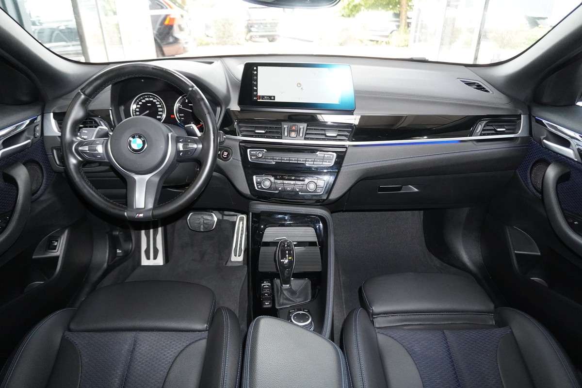 Fahrzeugbild eines BMW X2