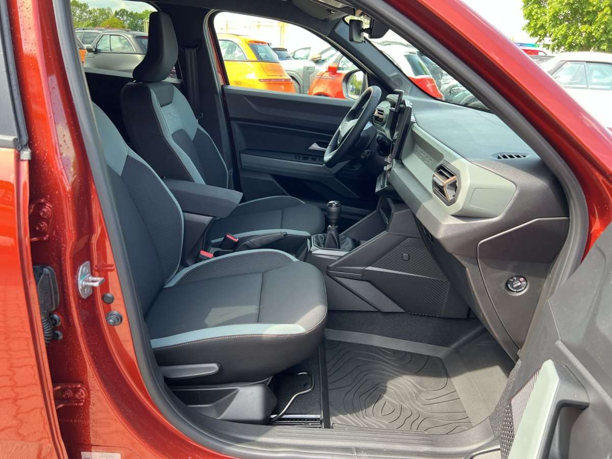 Fahrzeugbild eines Dacia Duster