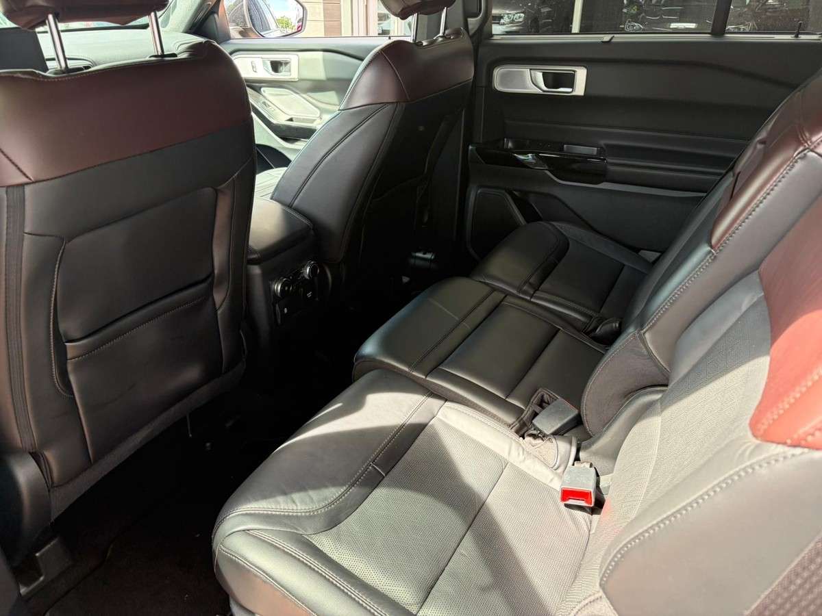 Fahrzeugbild eines Ford Explorer