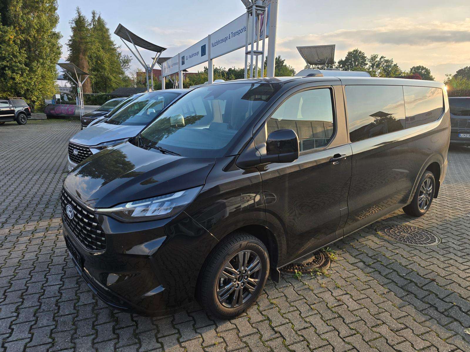Fahrzeugbild eines Ford Tourneo Custom