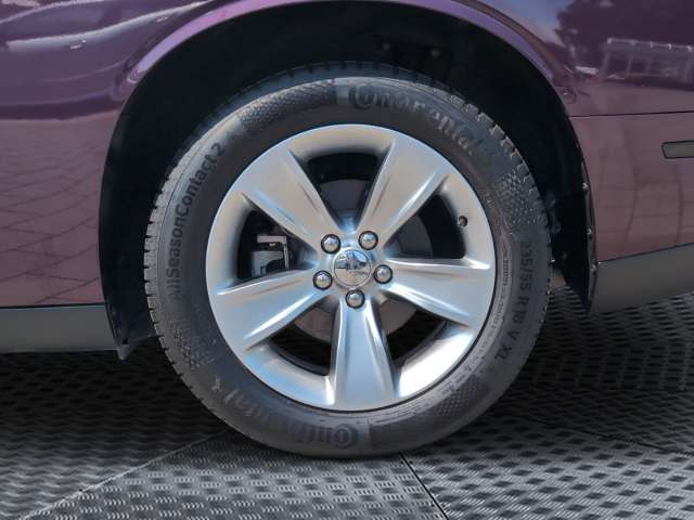 Fahrzeugbild eines Dodge Challenger