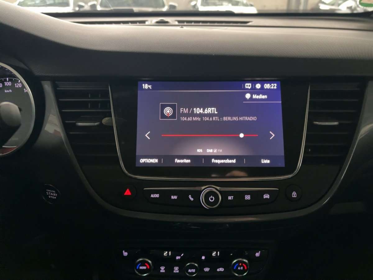 Fahrzeugbild eines Opel Crossland X