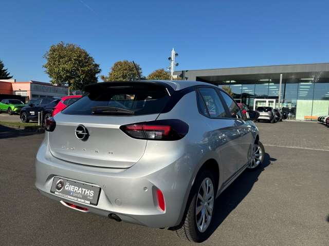 Fahrzeugbild eines Opel Corsa