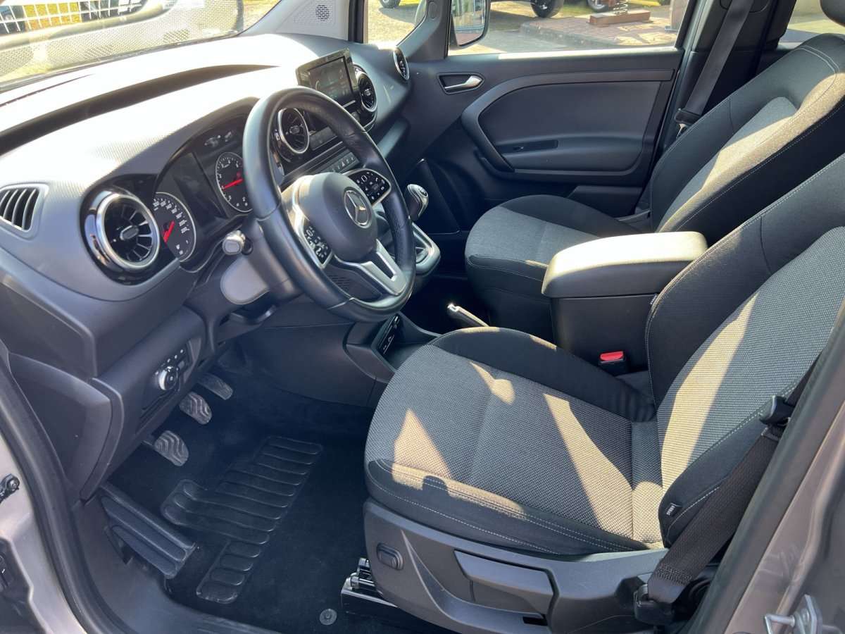 Fahrzeugbild eines Mercedes-Benz Citan