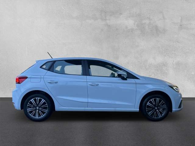 Fahrzeugbild eines SEAT Ibiza