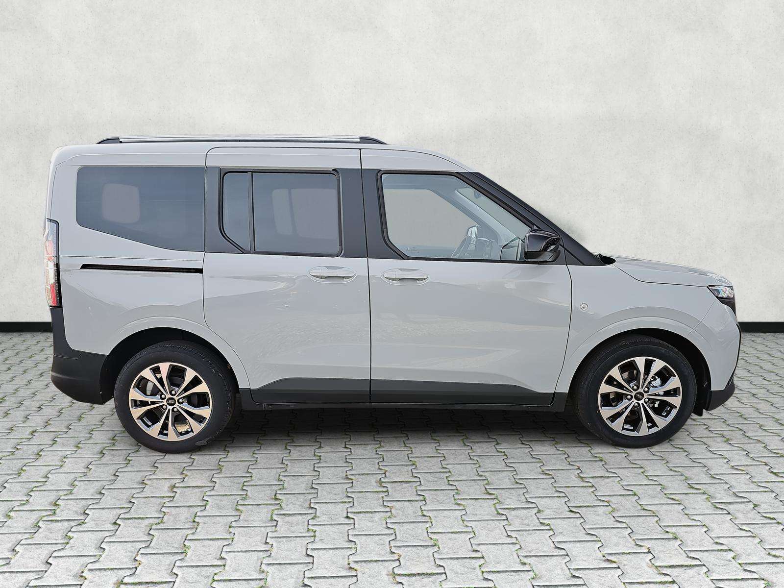 Fahrzeugbild eines Ford Tourneo Courier